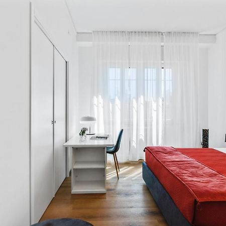 Residenza Dei Poeti - Roomy And Modern Flat باليرمو المظهر الخارجي الصورة