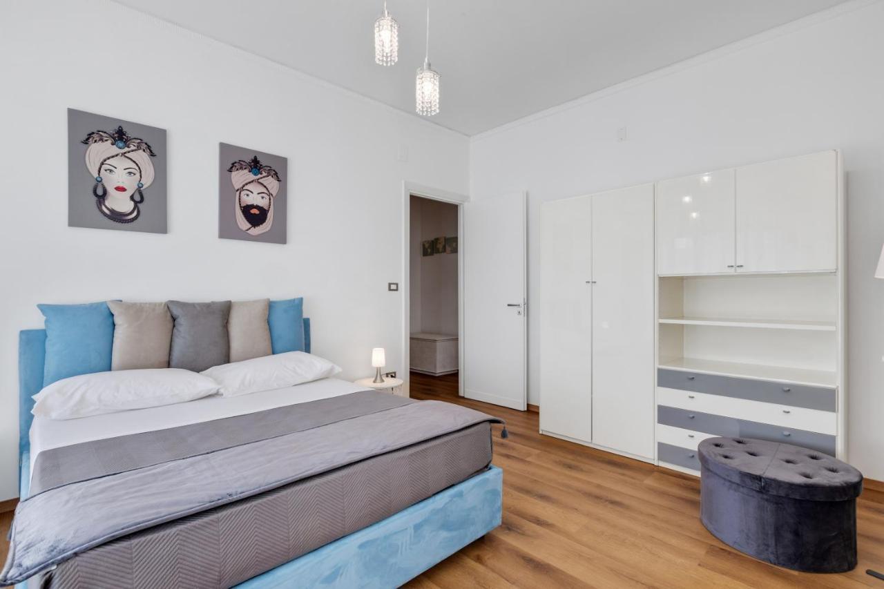 Residenza Dei Poeti - Roomy And Modern Flat باليرمو المظهر الخارجي الصورة