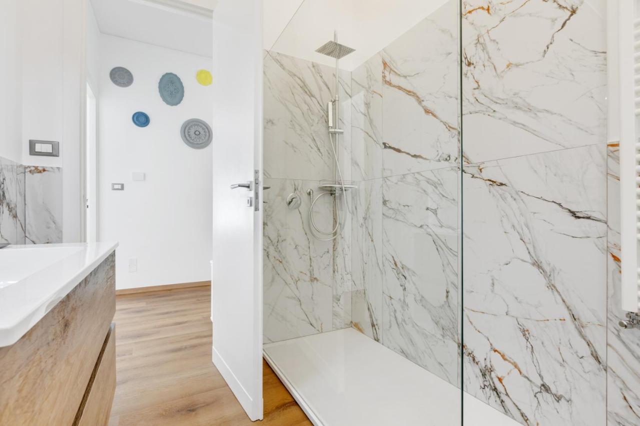 Residenza Dei Poeti - Roomy And Modern Flat باليرمو المظهر الخارجي الصورة